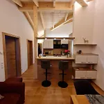 Hochalmbahnen 20w4, Eberesche, Nahe Gondel, Hunde Willkommen