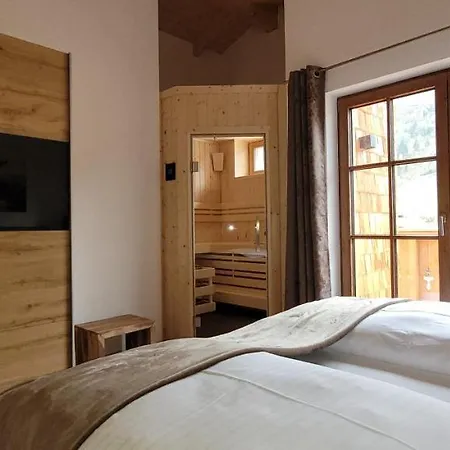 Hochalmbahnen Chalets 20W4, Eberesche, Nahe Gondel, Hunde Willkommen راوريس